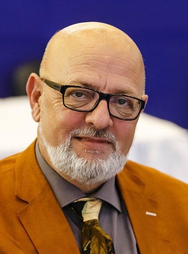 Petru Muntean Romania